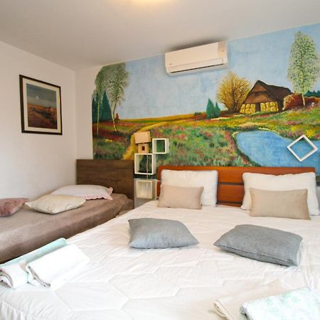 Apartments Fuma 161 โรวีน ภายนอก รูปภาพ