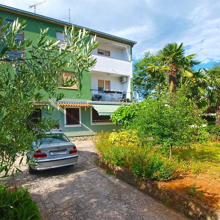 Apartments Fuma 161 โรวีน ภายนอก รูปภาพ